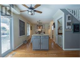 47 FOX HOLLOW CRESCENT - 13