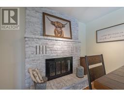 47 FOX HOLLOW CRESCENT - 18