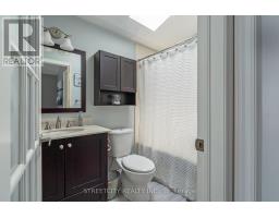 47 FOX HOLLOW CRESCENT - 22