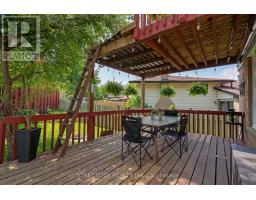 47 FOX HOLLOW CRESCENT - 40
