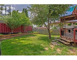 47 FOX HOLLOW CRESCENT - 44