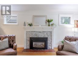 931 WATERLOO STREET - 9