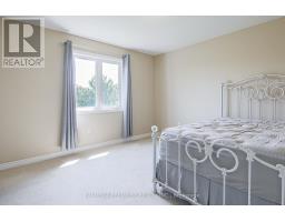 702 SPRINGWOOD CRESCENT - 21