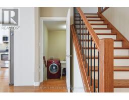 702 SPRINGWOOD CRESCENT - 25