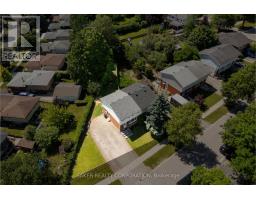 15 VINCENT CRESCENT - 35