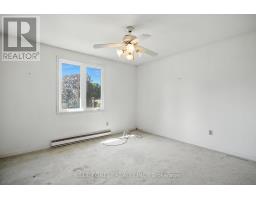 218 STANLEY STREET S - 26