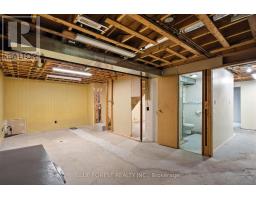 218 STANLEY STREET S - 31