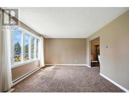 218 STANLEY STREET S - 6