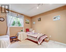 110 WORTLEY ROAD - 16