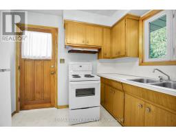 43 SILVERDALE CRESCENT - 16