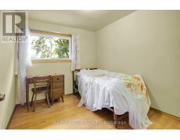 43 SILVERDALE CRESCENT - 22