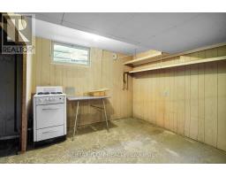 43 SILVERDALE CRESCENT - 28