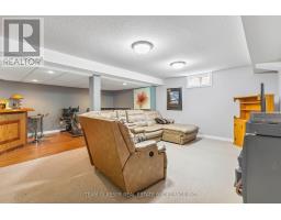 5 - 5 FOXHOLLOW DRIVE - 25