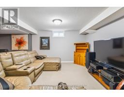 5 - 5 FOXHOLLOW DRIVE - 27