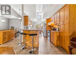 5 - 5 FOXHOLLOW DRIVE - 6