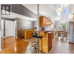 5 - 5 FOXHOLLOW DRIVE - 7