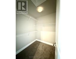 19 - 851 SARNIA ROAD - 10