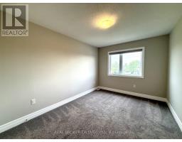 19 - 851 SARNIA ROAD - 14