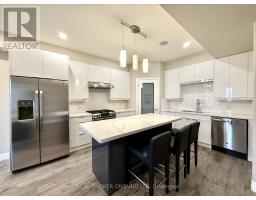 19 - 851 SARNIA ROAD - 4