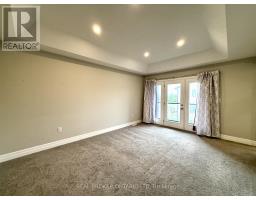 19 - 851 SARNIA ROAD - 9