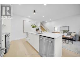 32 - 1175 RIVERBEND ROAD - 12