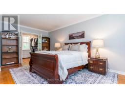82 COMPTON CRESCENT - 21