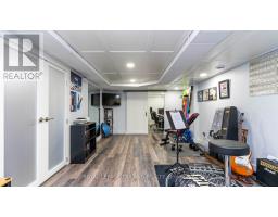 82 COMPTON CRESCENT - 29