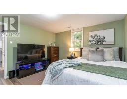 82 COMPTON CRESCENT - 32