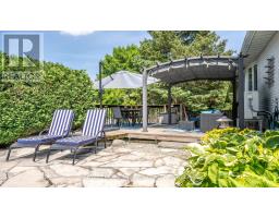 82 COMPTON CRESCENT - 35