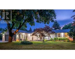 82 COMPTON CRESCENT - 44