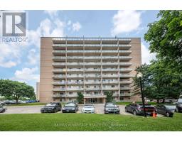 806 - 563 MORNINGTON AVENUE - 4