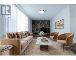 853 QUEENS AVENUE - 2