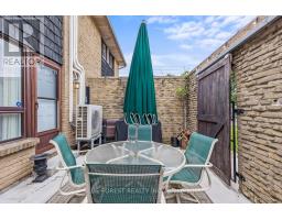 11 - 460 SOUTHDALE ROAD E - 36
