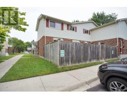 40 - 43 CONWAY DRIVE - 31