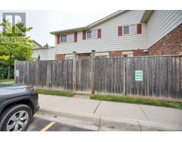 40 - 43 CONWAY DRIVE - 32