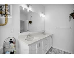 47 BOWMAN DRIVE - 35