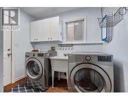 1733 DEVOS DRIVE - 15