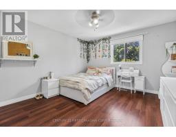 1733 DEVOS DRIVE - 21