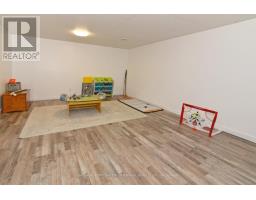 269 SYDENHAM STREET E - 25