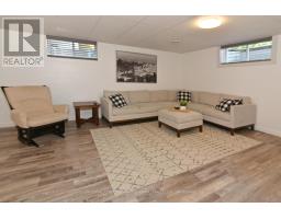 269 SYDENHAM STREET E - 27