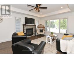 269 SYDENHAM STREET E - 9
