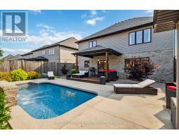 1090 EAGLETRACE DRIVE - 41