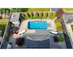 1090 EAGLETRACE DRIVE - 44