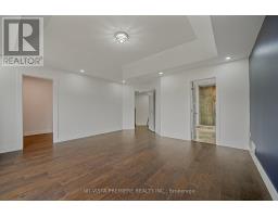 3379 FRONTIER AVENUE - 32