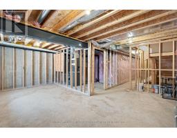 27 - 147 SCOTTS DRIVE - 34