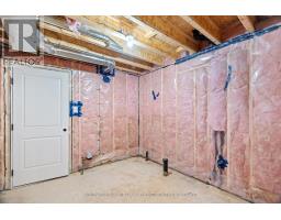 27 - 147 SCOTTS DRIVE - 38