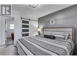 392 BEACHWOOD AVENUE - 19