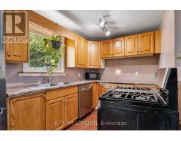 1182 YORK STREET - 14