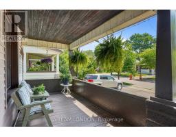 1182 YORK STREET - 5