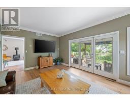 210 CORNELL DRIVE E - 14